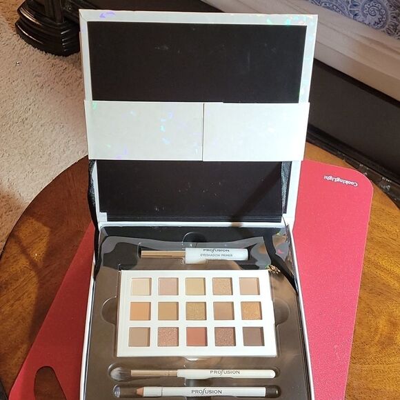BRAND NEW  PROFUSION BEAUTY BOX EYE COLLECTION - Picture 8 of 11